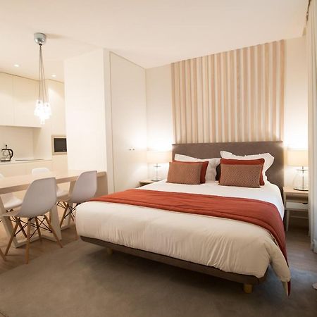 Almada Wine House - Tourism Apartments Porto Bagian luar foto