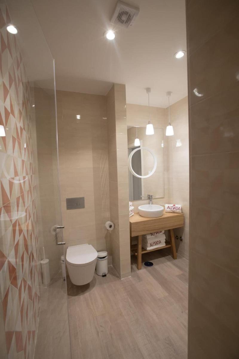 Almada Wine House - Tourism Apartments Porto Bagian luar foto